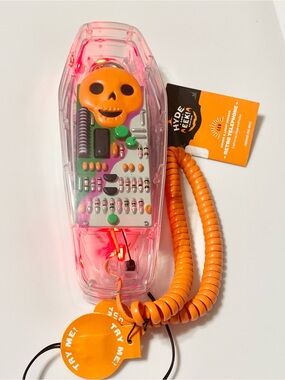 Spooky Sounds Retro 80s Style Light Up Phone NEW Halloween
